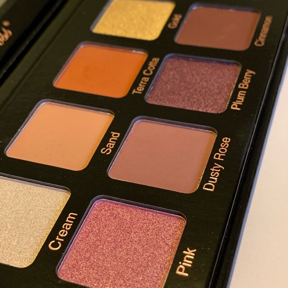 Violet Voss Essentials Eyeshadow Palette